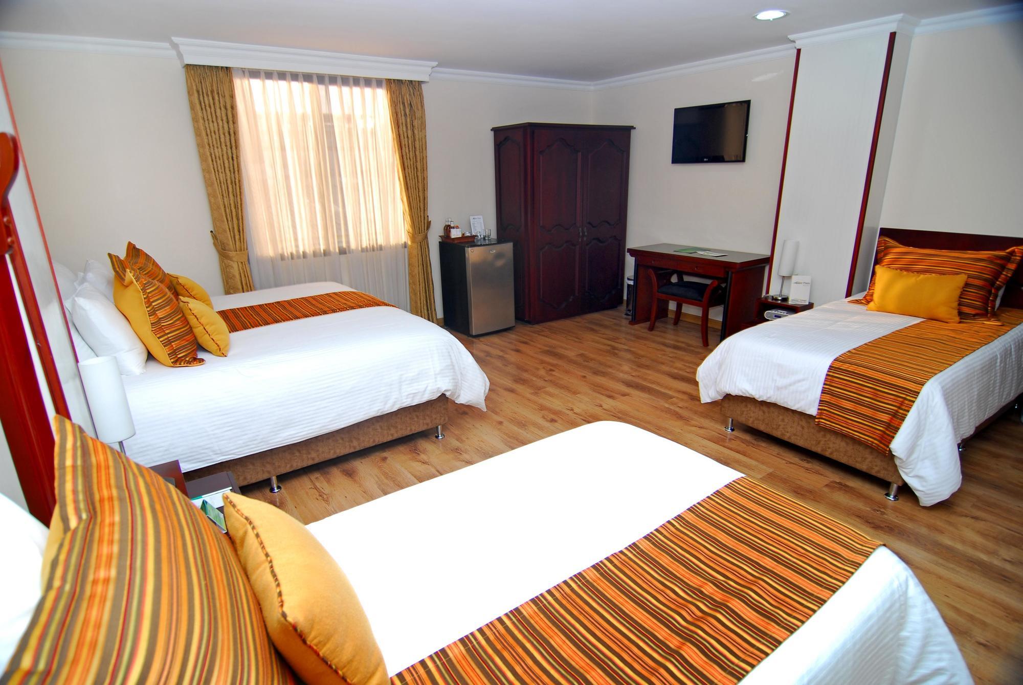 Luxor Plaza Hotel Pereira Exterior foto