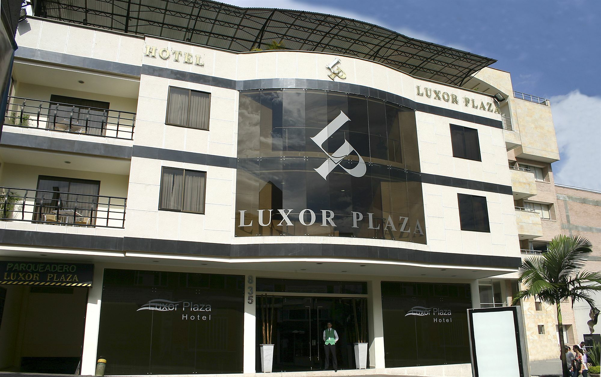 Luxor Plaza Hotel Pereira Exterior foto