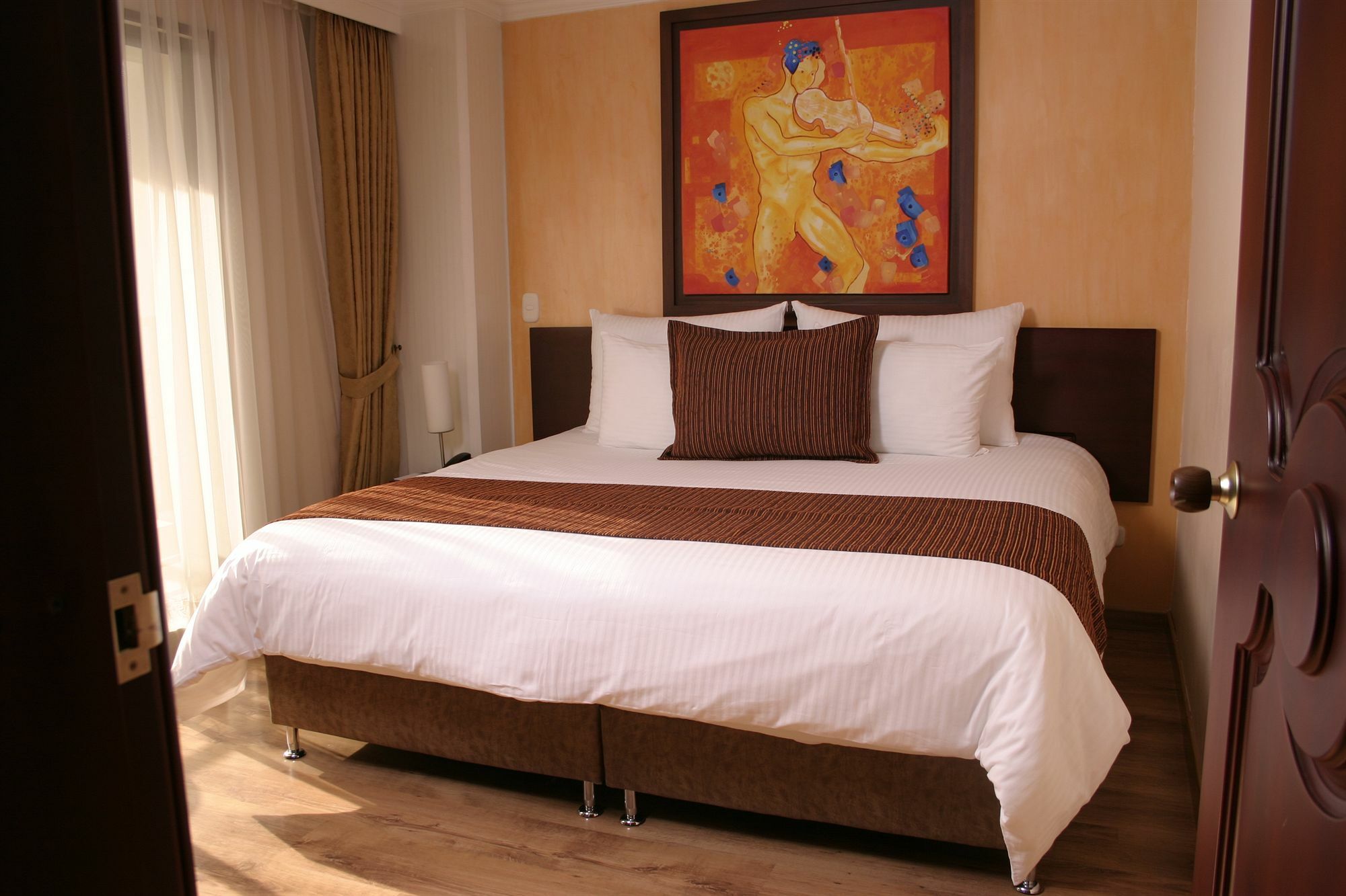 Luxor Plaza Hotel Pereira Exterior foto