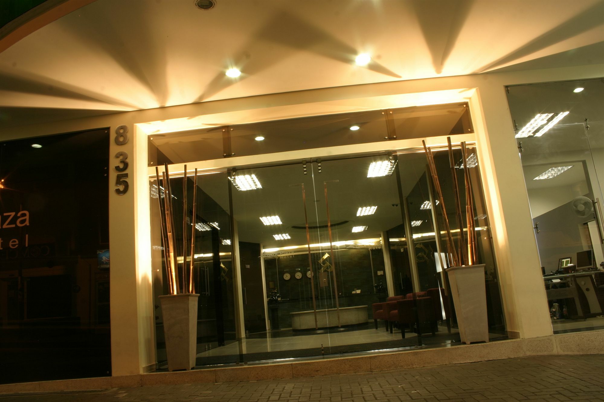Luxor Plaza Hotel Pereira Exterior foto