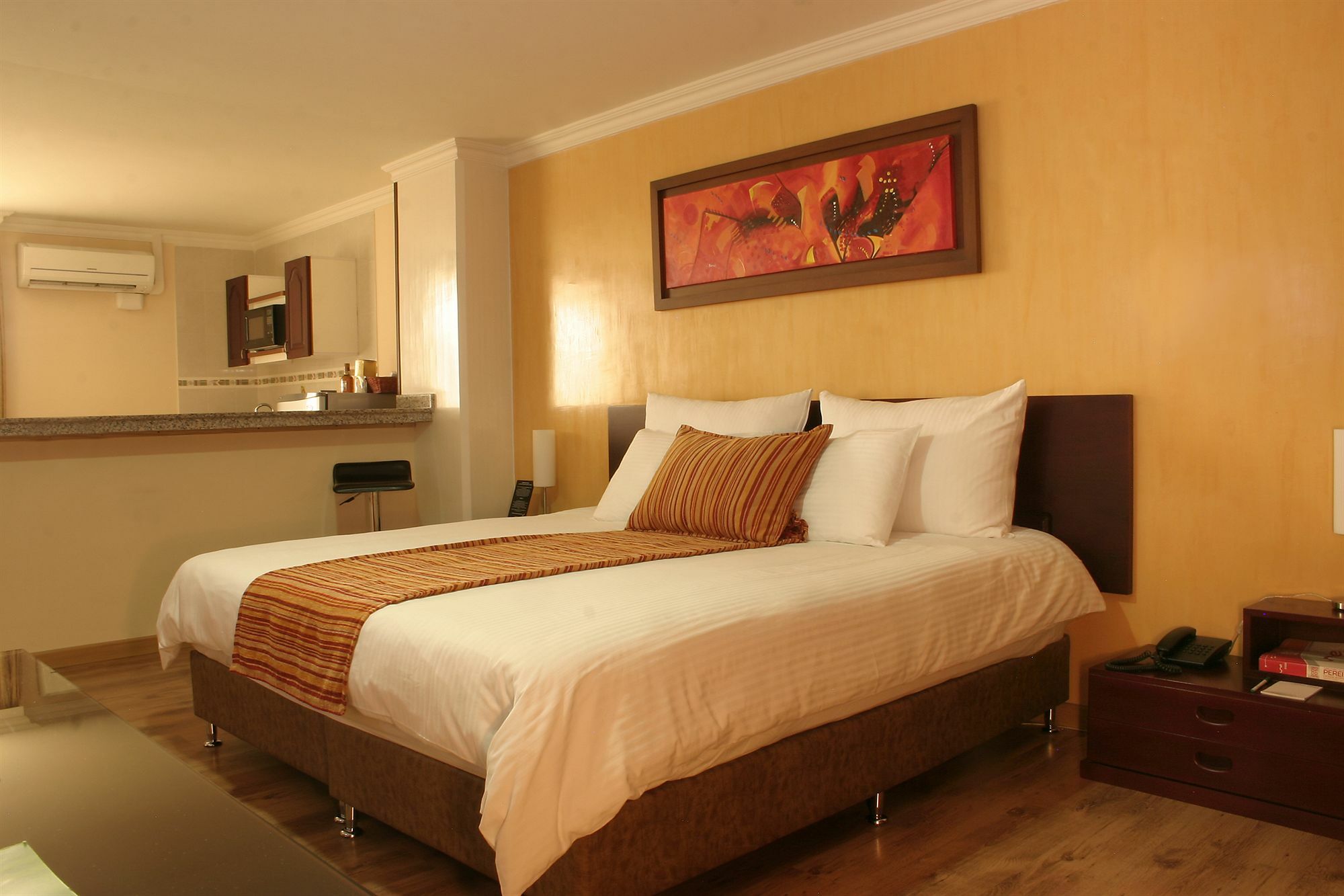 Luxor Plaza Hotel Pereira Exterior foto